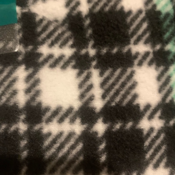 Adult Christmas pajamas set 2 piece large plaid pant set - Picture 5 of 6